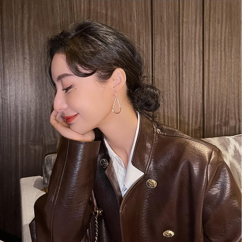 Bông Tai Chữ V Đính Đá Lấp Lánh Thời Trang Hàn Quốc Cho Nữ