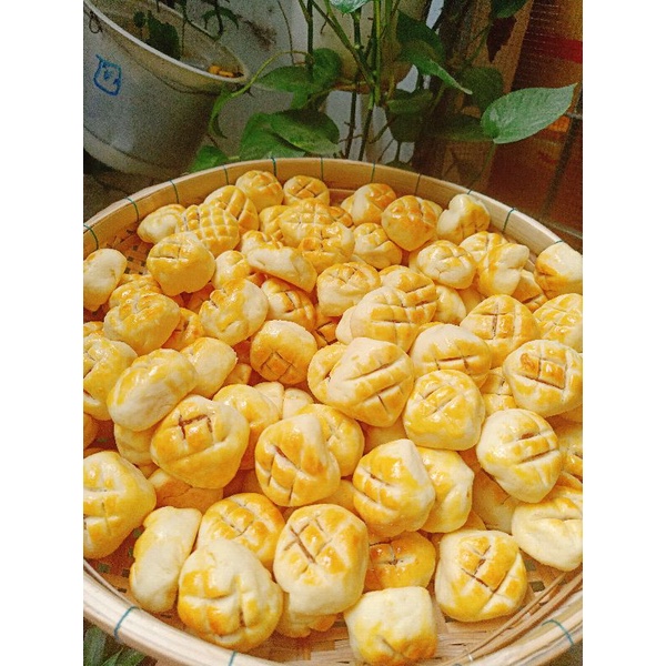 1kg bánh dứa vỏ mềm thơm bơ ăn là thích