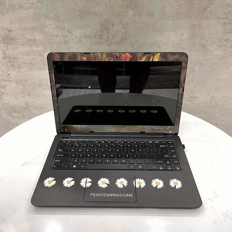 Tấm Dán Skin Laptop - Mẫu GV - Decal dán Laptop Dành cho mọi loại máy - Lột bỏ không bị để lại keo