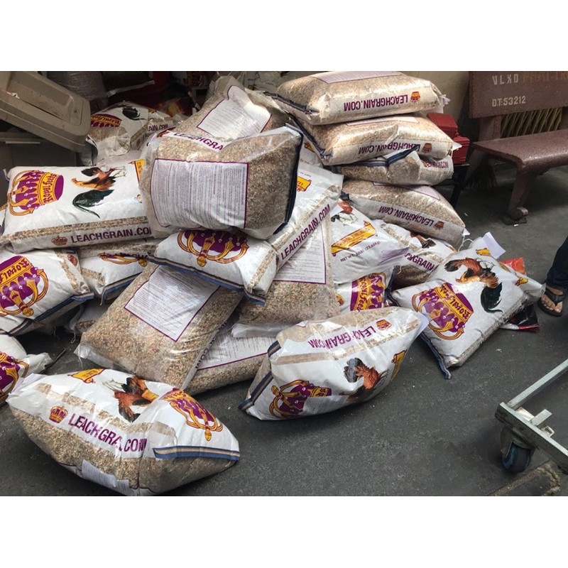Ngũ cốc nhập Royal Feeds cho Gà Đá nguyên bao 22,68kg, xuất xứ: Mỹ 🇺🇸 (Có hình tem chống hàng giả đi kèm)
