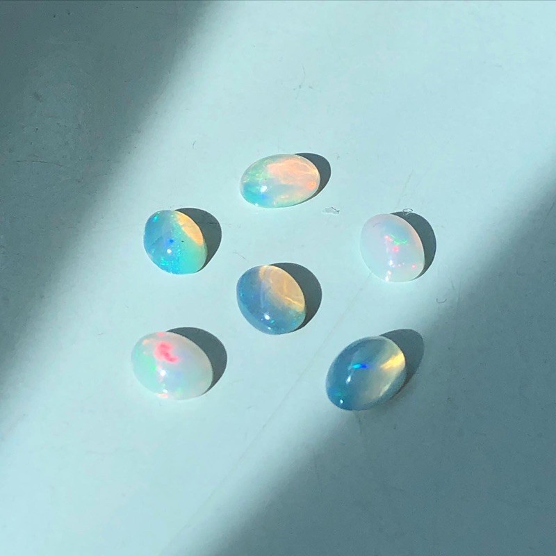 Mặt đá opal Ethiopia nhiều lửa nhiều màu size 6x5mm | BigBuy360 - bigbuy360.vn