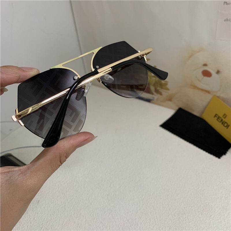 Fendi 2021 New Korean Fashion Men's and Women's One-piece Polarized Sunglasses Trendy Couple Outdoor Travel Driving Fashion Star Street Shooting Wild Anti-UV Sunglasses