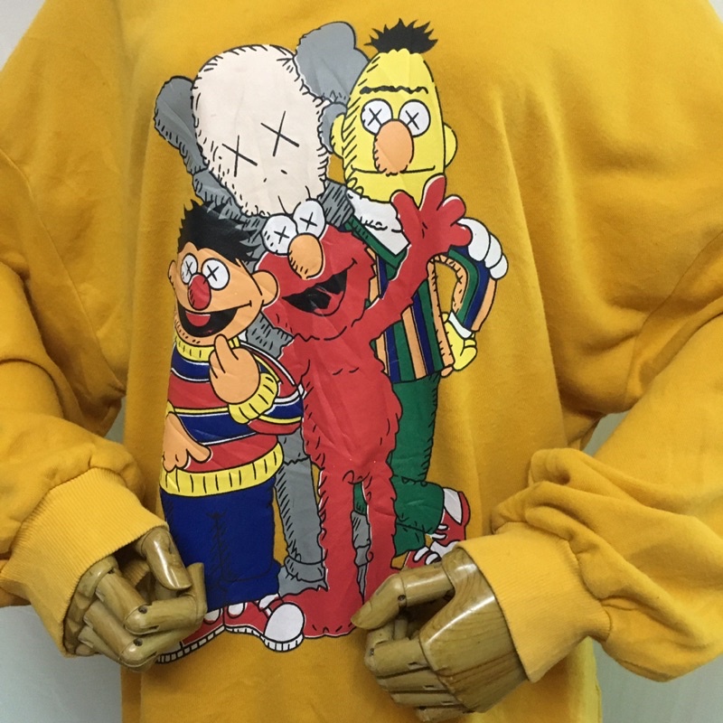 Áo hoodie nữ T-no1 màu vàng freesize dáng dài si tuyển NC