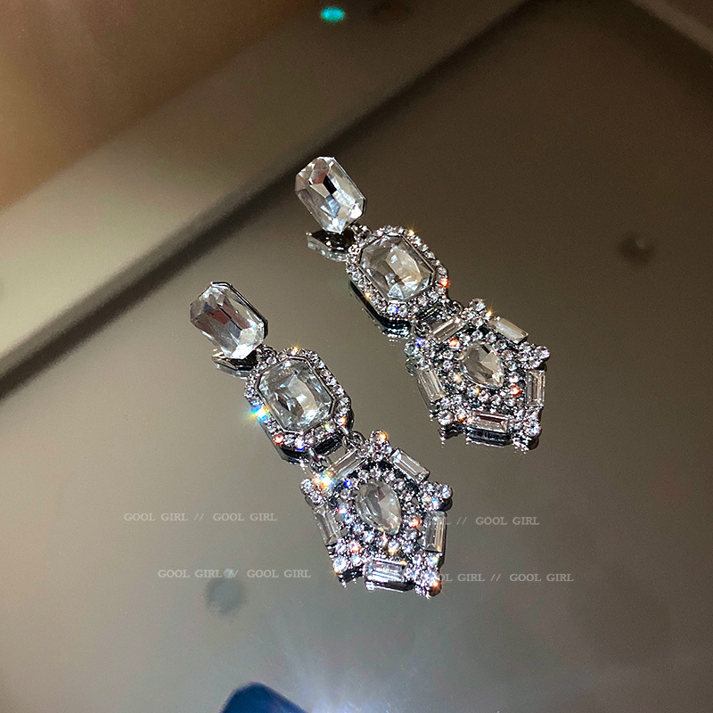 Khuyên tai Bella mạ bạc 925 thời trang Âu Mỹ