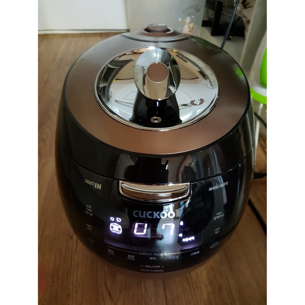 Nồi Cơm Điện Cao Tần Cuckoo CRP-AHXB1060FB. Bảo Hành Chính Hãng Cuckoo | BigBuy360 - bigbuy360.vn
