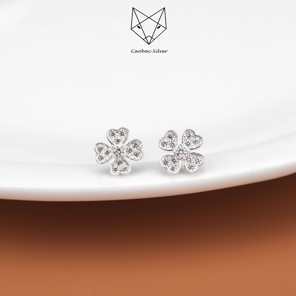 Khuyên Tai Bạc CaoBac Jewellery Cho Nữ Thiết Kế Hoa Bốn Cánh Ổ Đá Giữa