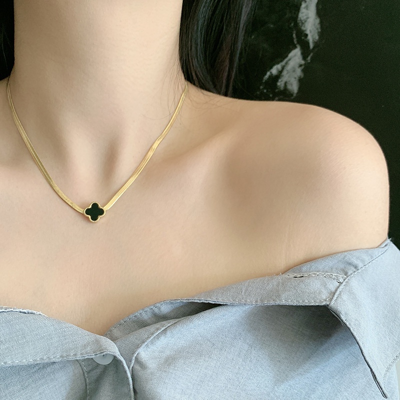 Vòng cổ titan nữ không gỉ dây chuyền nữ mặt cỏ 4 lá thiết kế thời trang sang trọng