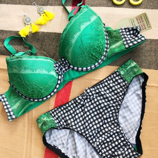 Bộ đồ lót Quảng Châu thanh lý