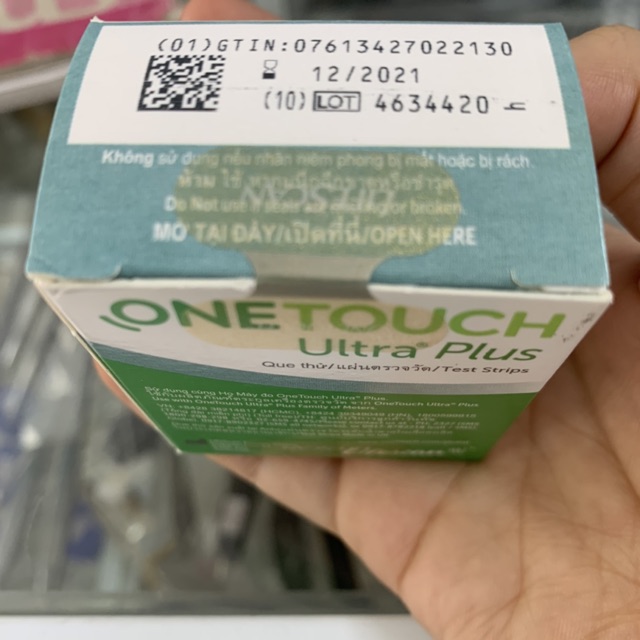 Que thử đường huyết One Touch Ultra Plus 25 que (date 11/2021)