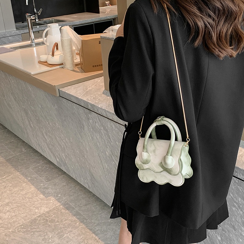Túi Đeo JASMIN NOIR Chéo Da PU Nắp Gập Phối Dây Xích Thời Trang Dành Cho Nữ