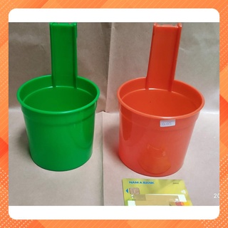 G05 - 10 cái QUẶNG PHỄU NHỰA DẺO 1 LÍT QUAI DÀI thức ăn, nước uống CHIẾN KÊ, đong rượu, nước mắm