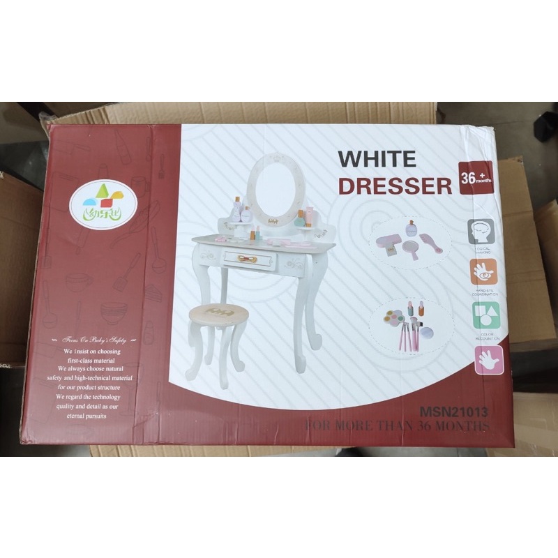 Bàn trang điểm bằng gỗ cao 90cm cho Bé