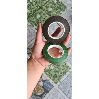 Cuộn keo sáp  xanh gắn  Thân cây