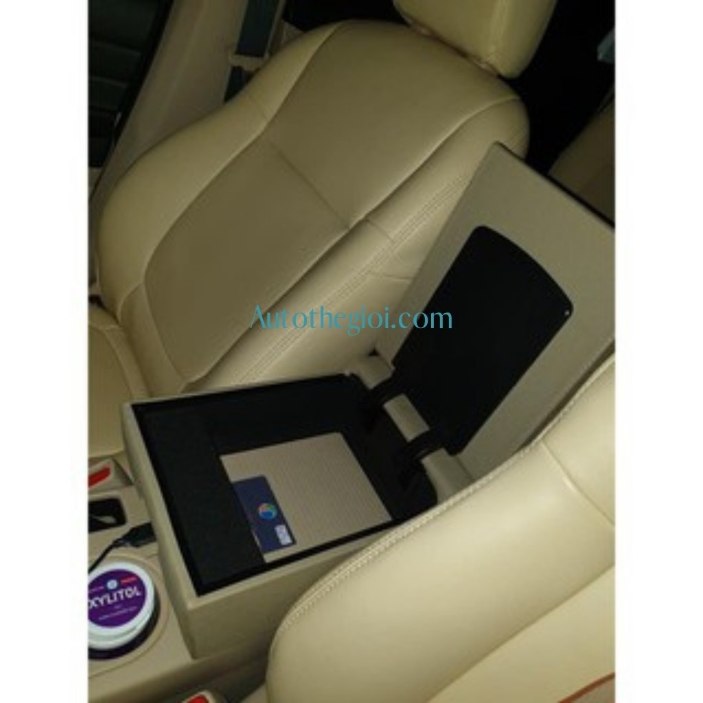 Hộp tỳ tay Xpander, bệ tỳ tay Xpander tích hợp cổng USB  màu đen và kem Kibbet  - Santocar