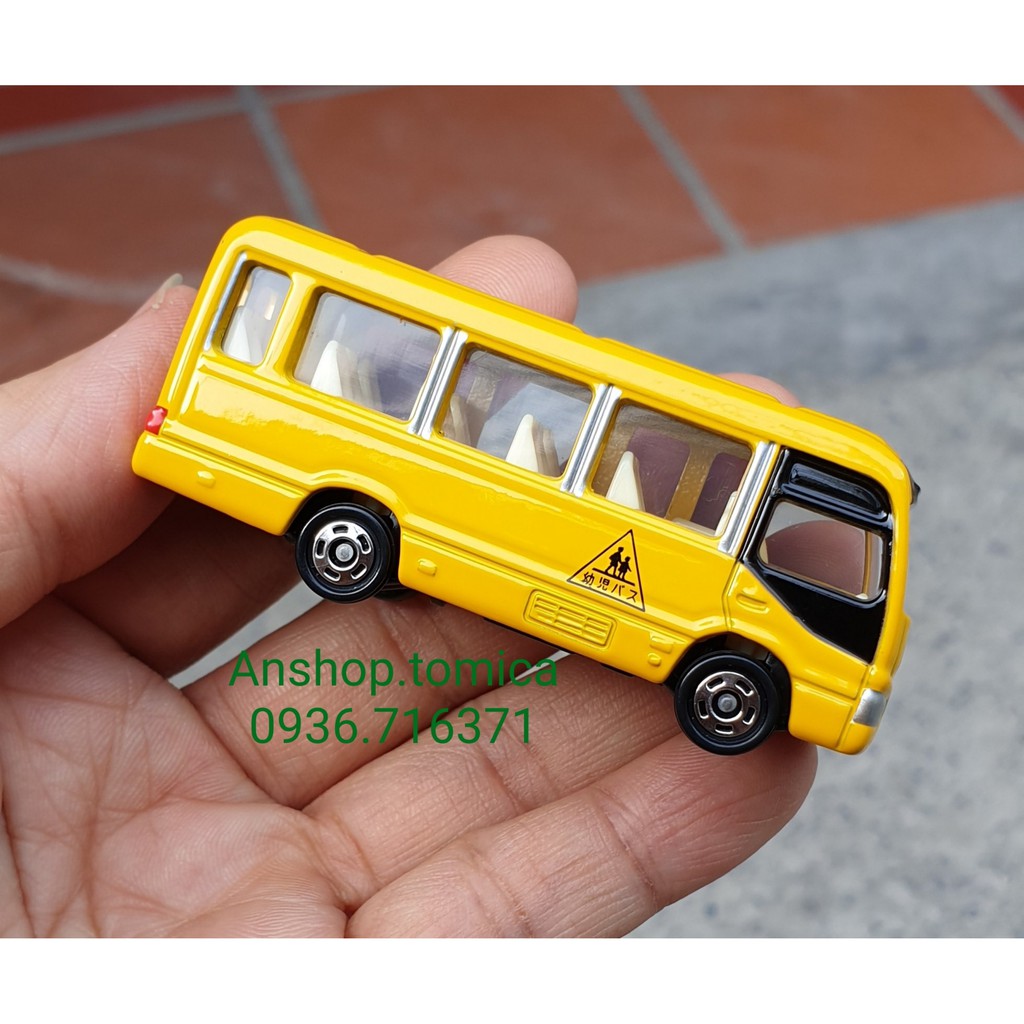 Mô hình xe bus trường học tomica Nhật Bản