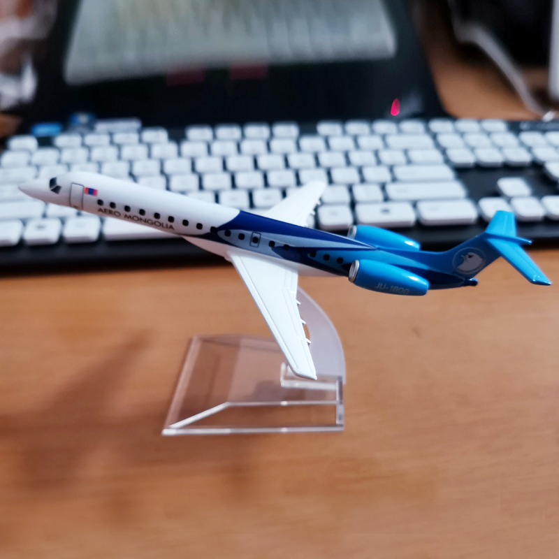 Mô hình máy bay AERO Mongolian Airlines ERJ145 bằng kim loại 16CM