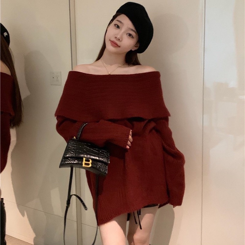 Áo len trễ vai dáng dài óng ánh