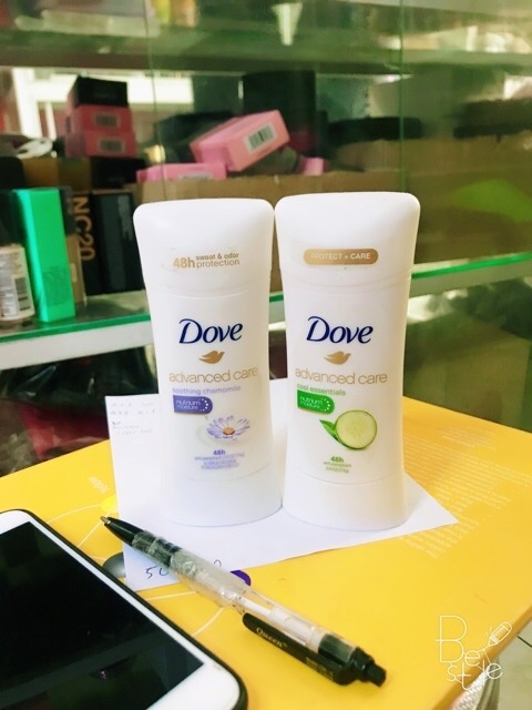 Lăn khử mùi dạng sáp Dove Advanced Care Cleartone 48h loại 74g