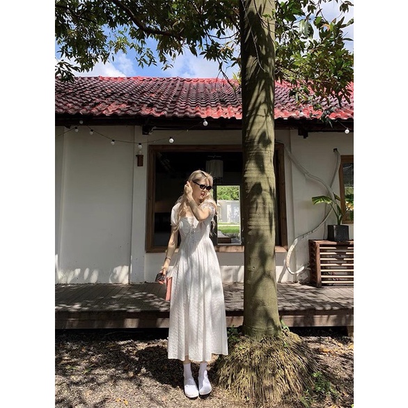 Đầm ren xô trễ hạ rớt vai trắng tay ngắn hở lưng tiểu thư công chúa dây đan cột chéo ulzzang