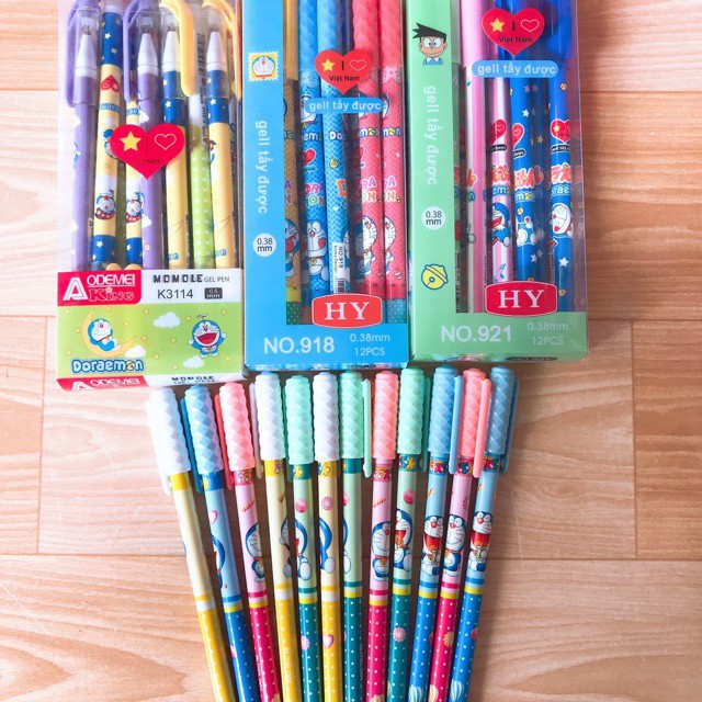 1 hộp BÚT BI MA THUẬT VIẾT XONG XÓA ĐƯỢC 12 cái