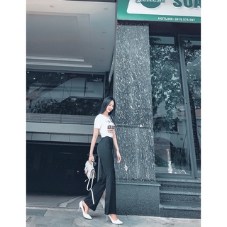 áo phông nữ điệu đà.
