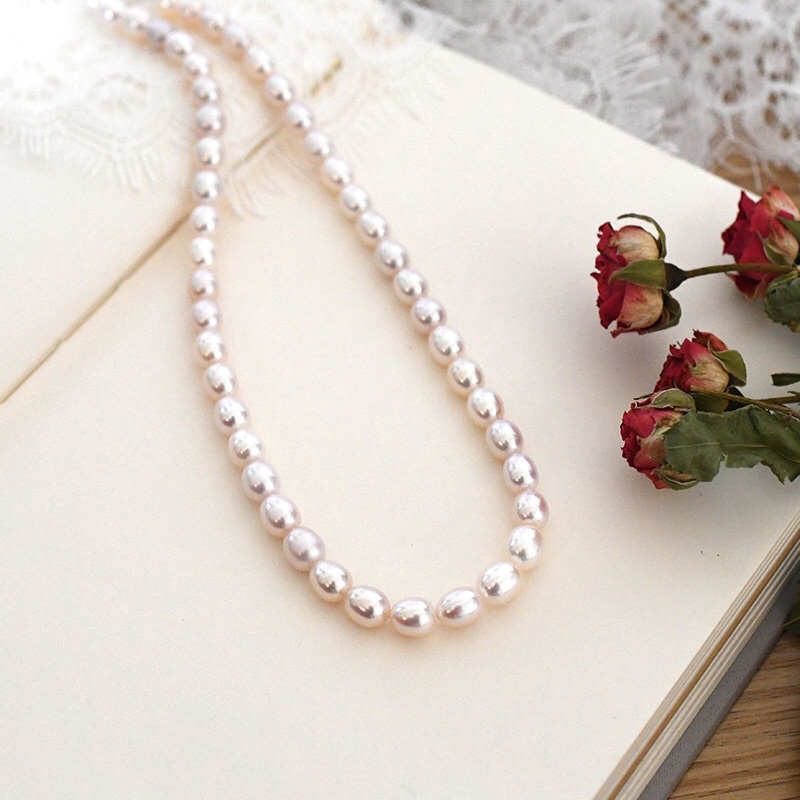 Vòng cổ hạt gạo màu trắng 8ly độ sáng 4A