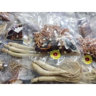 Set Sâm Hầm Gà Hàn Quốc - thơm đậm mùi sâm