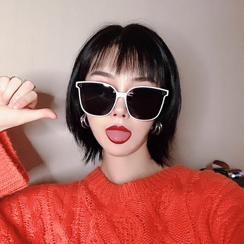 KÍNH MÁT THỜI TRANG NAM NỮ PHONG CÁCH GỌNG NHỰA | BigBuy360 - bigbuy360.vn