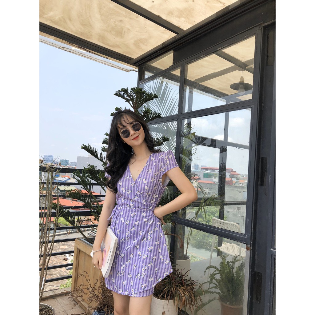VÁY HOA XANH THẮT EO - ĐẦM KẺ SỌC HOA NHÍ TÍM XANH BUỘC NƠ CỔ V ULZZANG