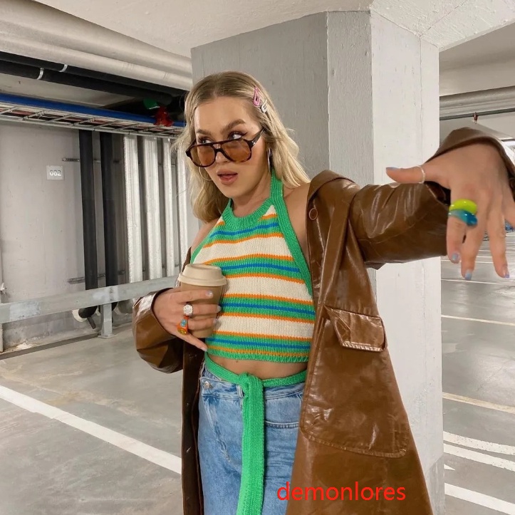 Áo croptop không tay hở lưng họa tiết kẻ sọc gợi cảm dành cho nữ