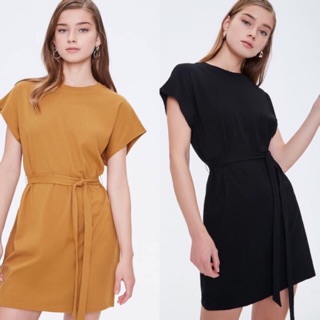 🎀👒 ĐẦM MINI F21 MOCK NECK DRESS