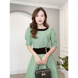 Set Váy Kẻ Cổ Tròn Phối Nhung Min House