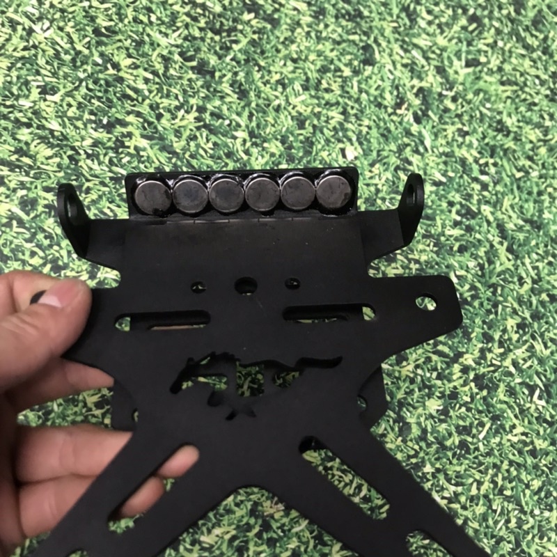 Pát Pass Biển Số Gập Nam Châm Moto PKL , PKN :GSX , R15 , Z1000, Z400…Chắn Chắn Có Chỗ Bắt Xi Nhan