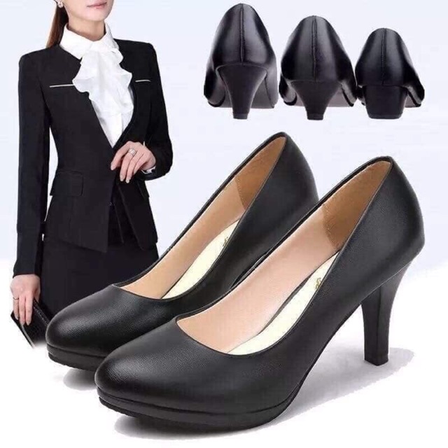 Giày tiếp viên