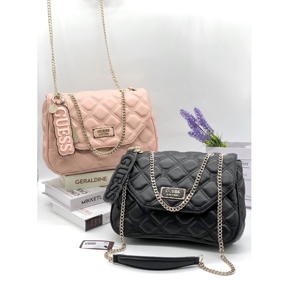 TÚI GUESS CHẦN NẮP LỚN