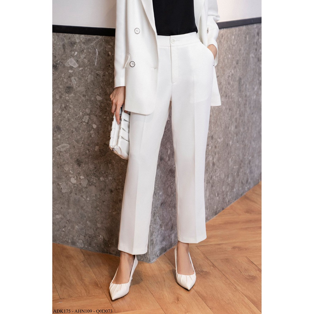 TIIN STORE Áo blazer 2 túi cơi nắp 4 khuy bọc vải by Tiin | BigBuy360 - bigbuy360.vn