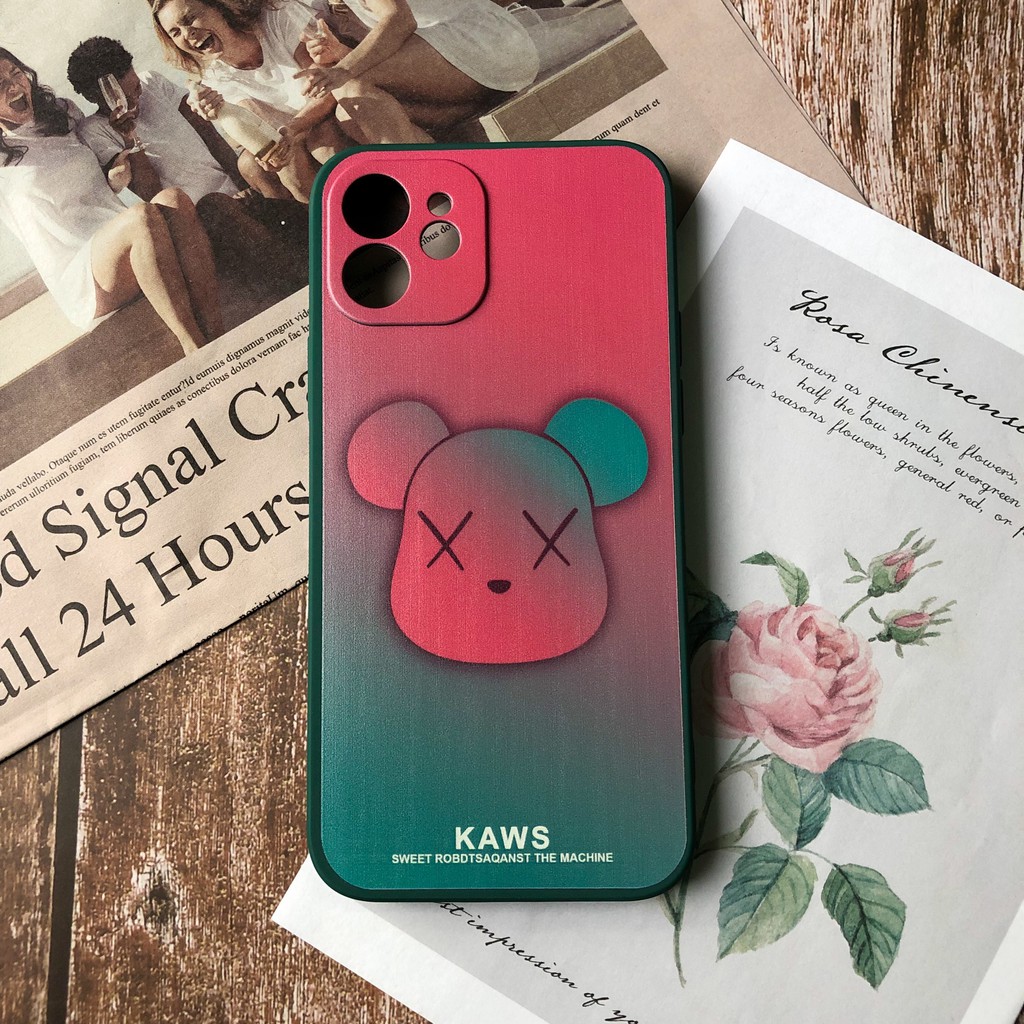 Ốp lưng iPhone gấu Kaws 6/6plus/6s/6s plus/7plus/8plus/x/xs/xs max/11/11promax/12/12pro/12promax