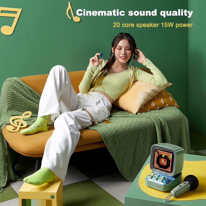 Loa Bluetooth Divoom MIC công suất 15W kết hợp micro karaoke và màn hình bàn phím