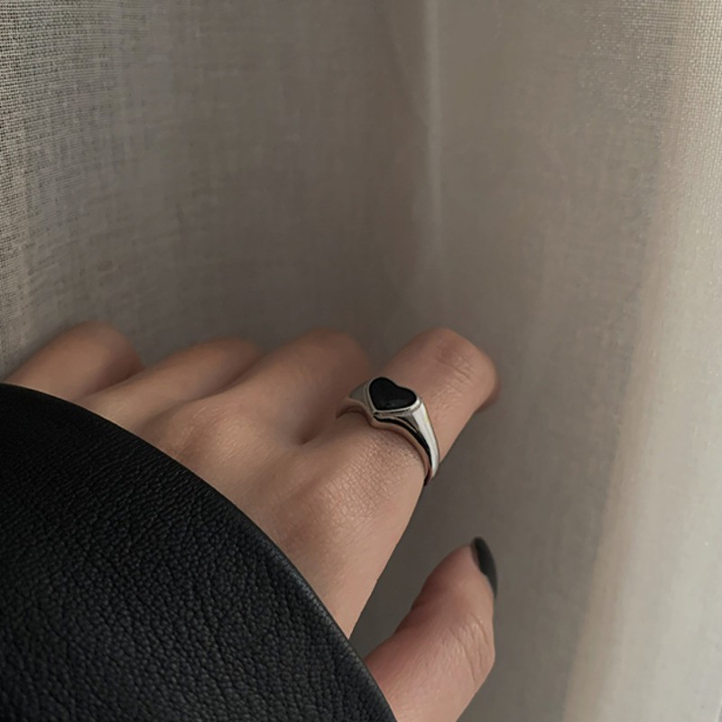 Nhẫn có thể tùy chỉnh kích cỡ thiết kế đơn giản