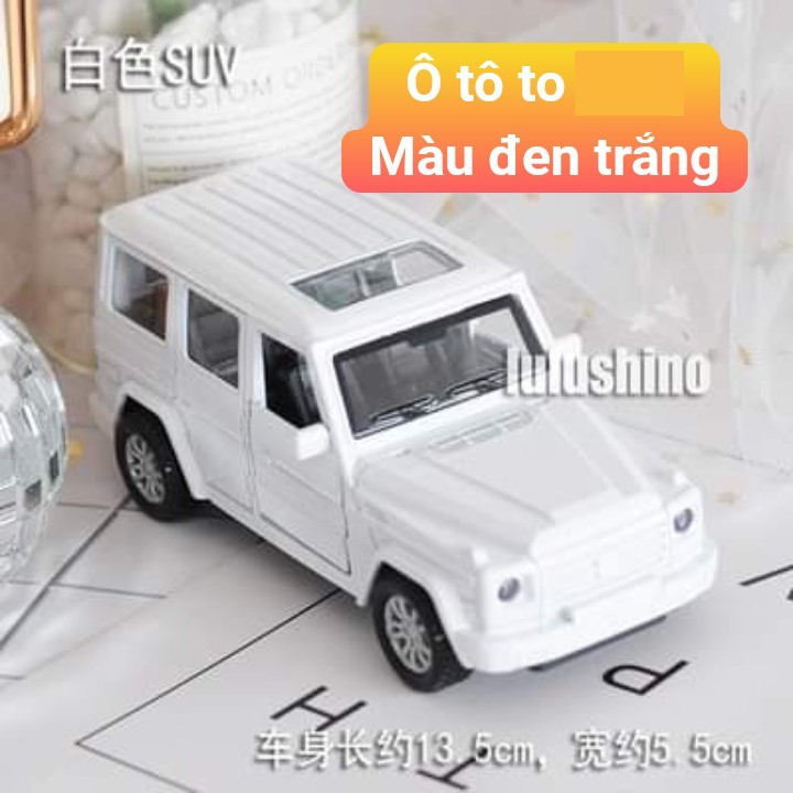 Ô tô to 2 màu đen - trắng ( giao màu ngẫu nhiên) - Phụ kiện Trang trí bánh kem, bánh sinh nhật