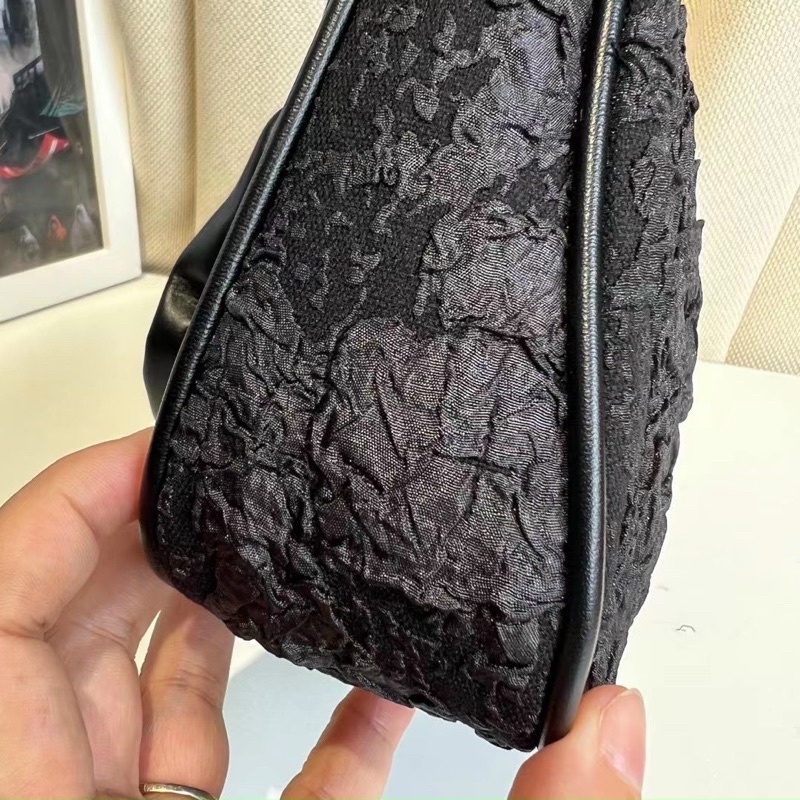 TNS-Túi kẹp nách Form mềm siêu hottrend TouTou shoulder bag-chất vải cao cấp-màu đen xốp classic