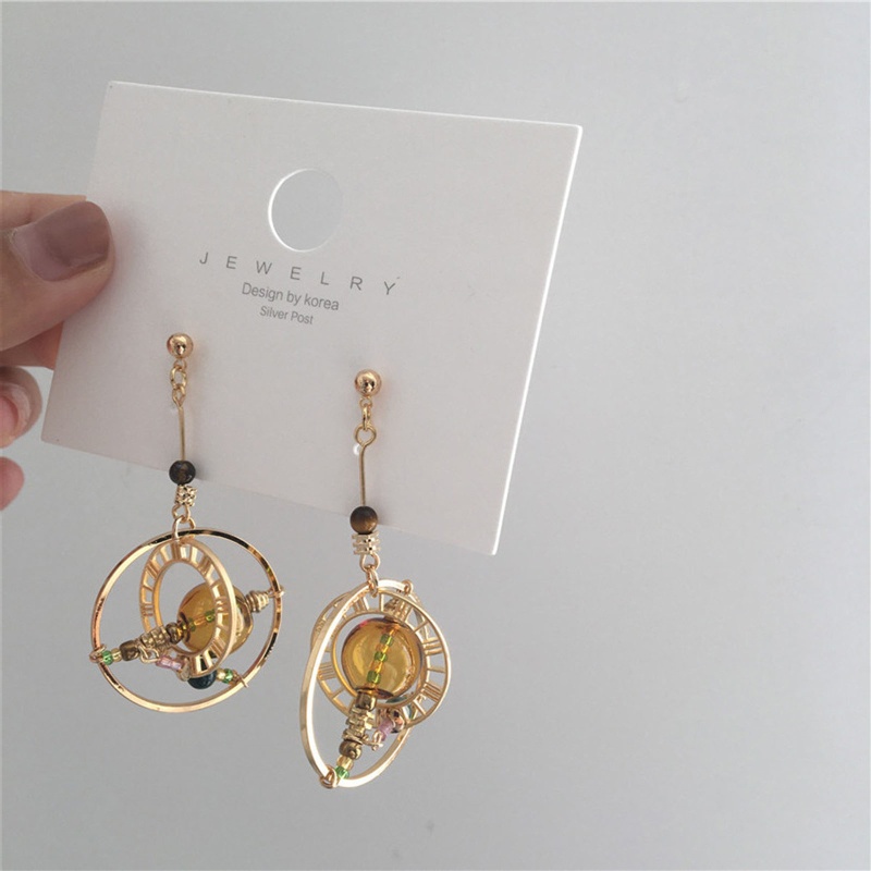Khuyên Tai Hình Hành Tinh Mặt Kính Màu Vàng Thời Trang Thích Hợp Làm Quà Tặng Cho Bạn