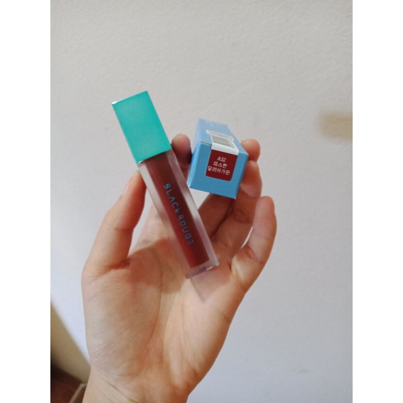 Son kem blackrouge handmade mẫu mới vỏ xanh | BigBuy360 - bigbuy360.vn