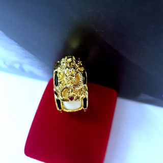 Nhẫn nam đầu rồng mắt đỏ