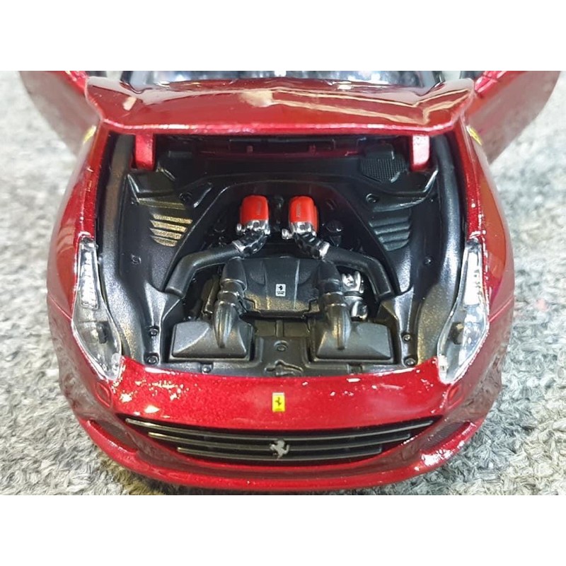 Xe Mô Hình Ferrari California T Closed Top 1:24 Bburago (Đỏ)