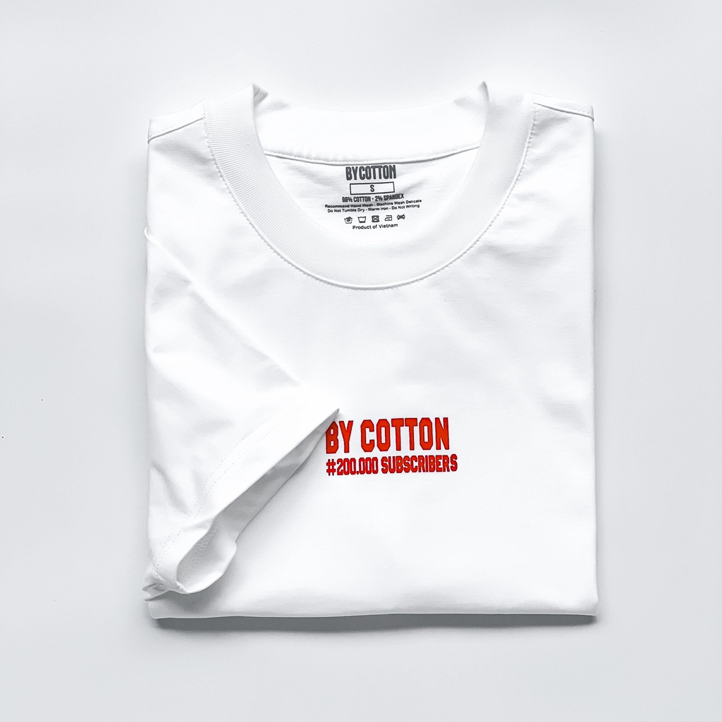 Áo Thun Ngắn Tay Cổ Tròn Trắng In BC 200,000 Subscribes BY COTTON BC 200,000 Subscribe