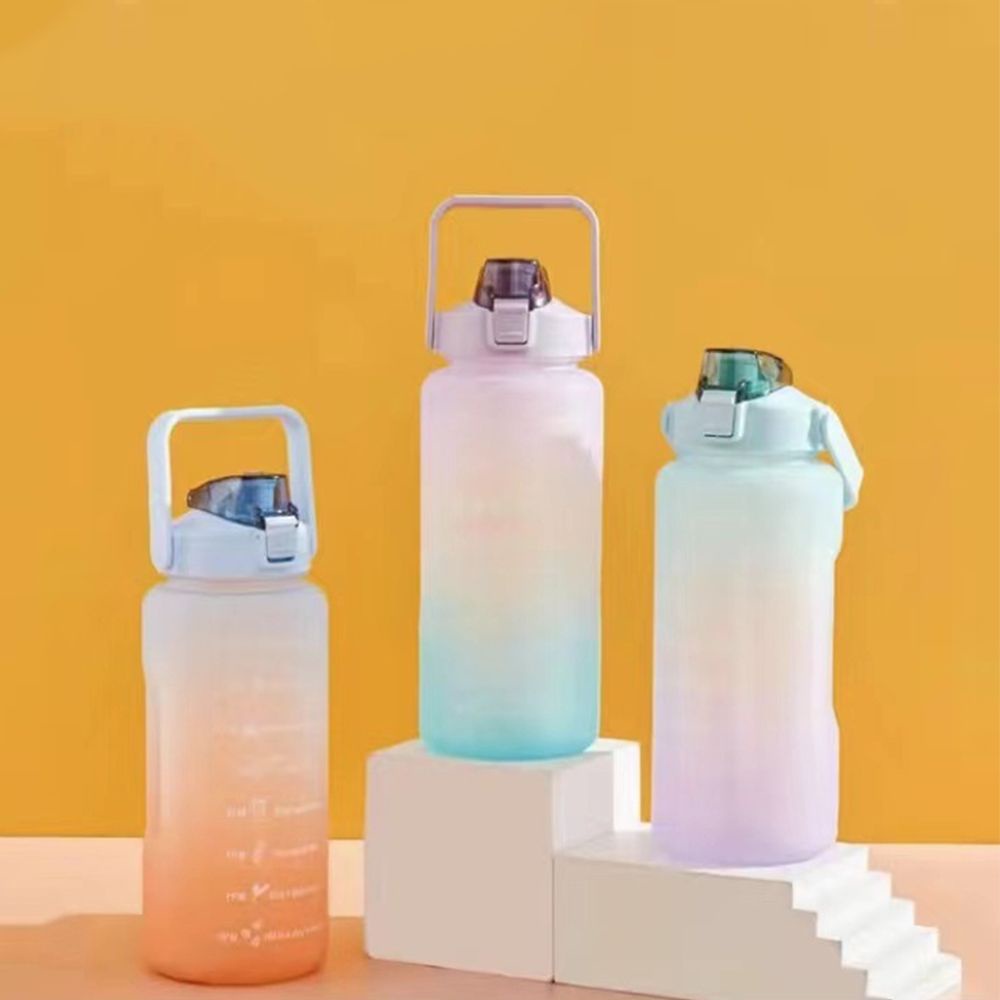 LAKAMIER Large-Capacity Drinking Cup Portable Water Jug Water Bottle 2000ml With Straw Outdoor Travel Kettle Sport Bottle/Multicolor