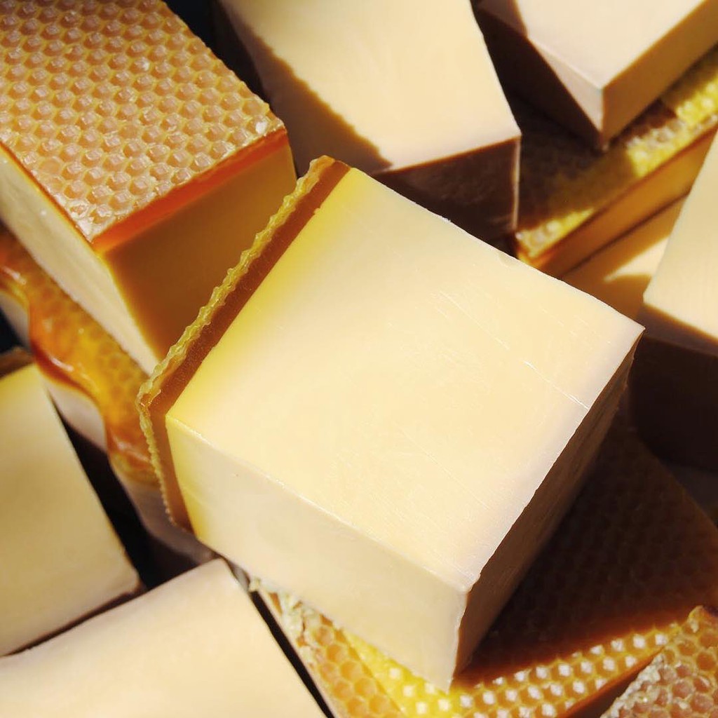 Bánh xà phòng LUSH - Honey I Washed The Kids soap | BigBuy360 - bigbuy360.vn