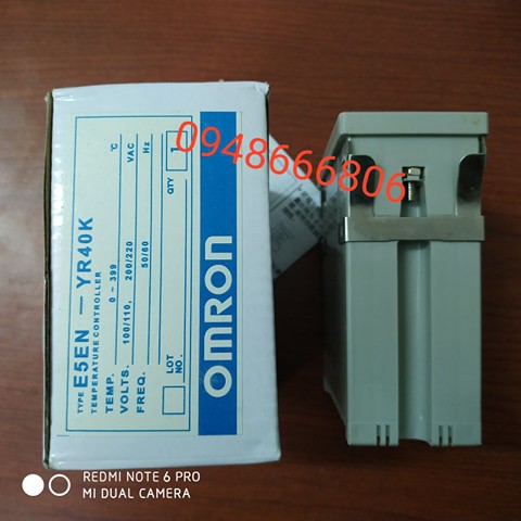 Bộ đồng hồ diều khiển nhiệt độ E5EN-YR40K
