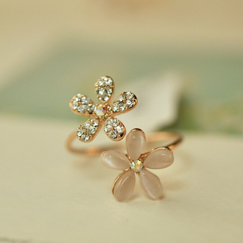 Nhẫn Hình Hoa Cúc Đính Đá Thời Trang Cho Nữ